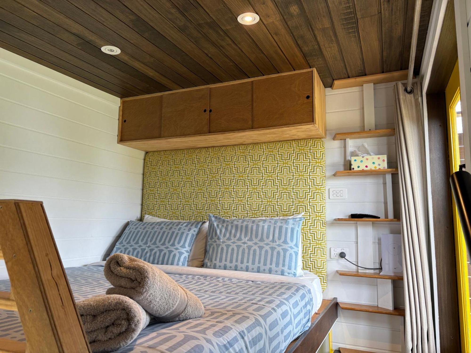 Ocean Breeze Tiny House - Ocean And Lake View Mallacoota Extérieur photo